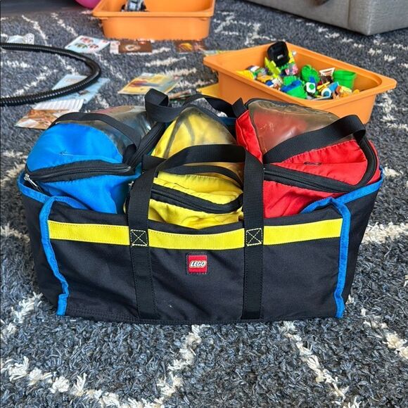 Bundle of Lego Duplo Blocks and Carrying Case - Picture 10 of 11